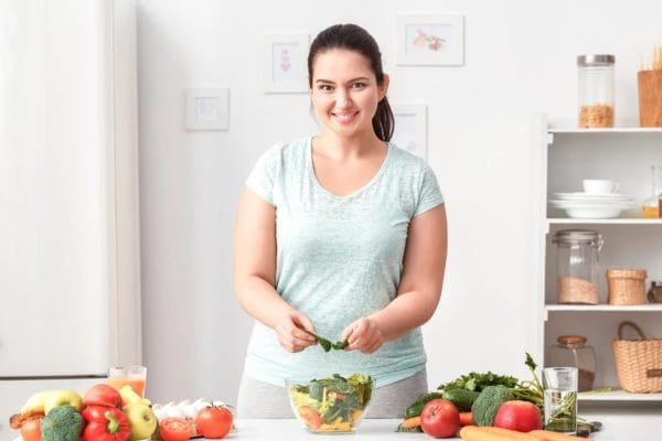 Allurion_woman_cooking_LATAM Mujer haciendo ejercicio